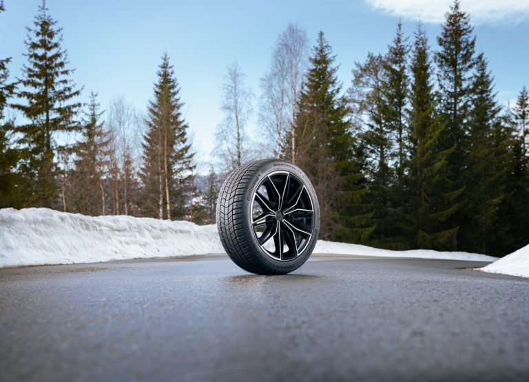 Nouveaux pneus hiver 2024 : Continental WinterContact 8 S : la nouvelle référence pour les voitures hautes performances