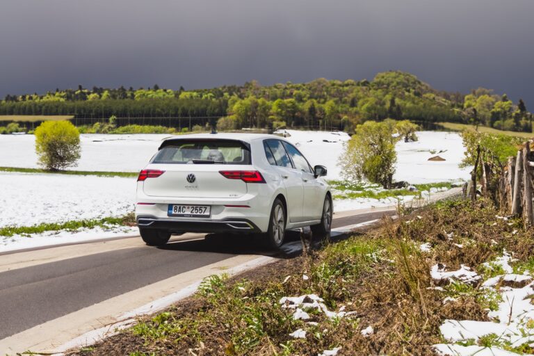L'ADAC a publié ses tests de pneus hiver pour 2024, Continental et Goodyear sont les vainqueurs.