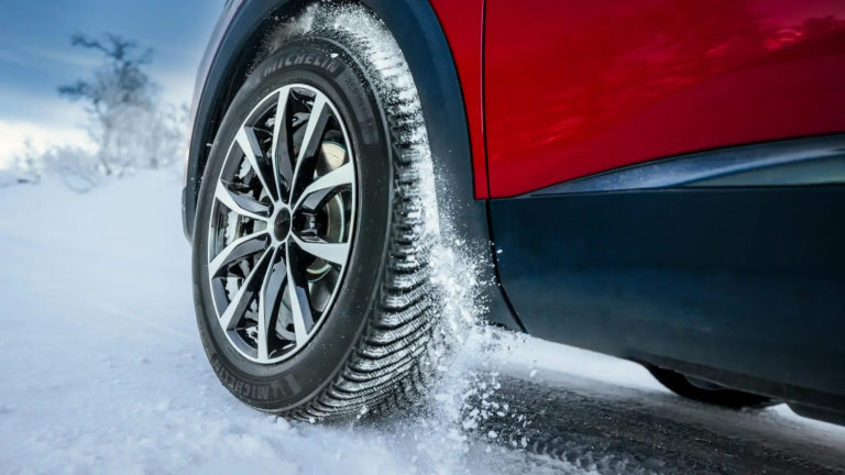 Michelin ALPIN 7 : Un nouveau pneu hiver qui a fait ses preuves lors des tests grâce à un freinage et une résistance au roulement améliorés