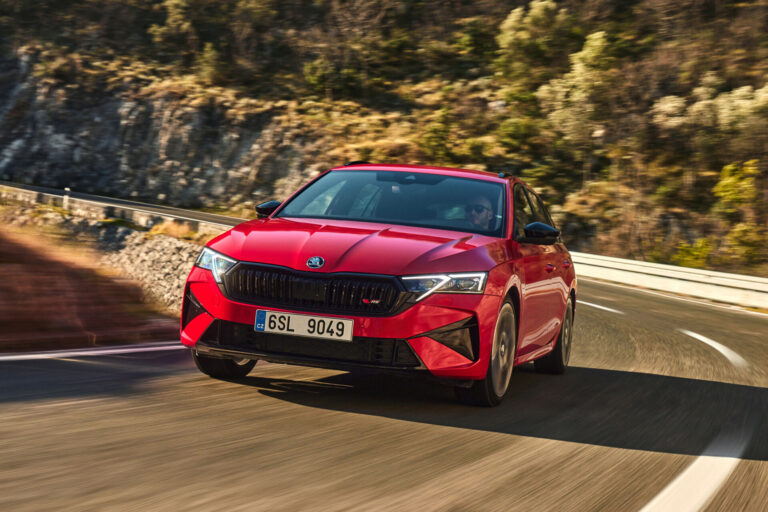 Autozeitung a recommandé 5 pneus lors du récent test de pneus d'été en 225/45 R18.