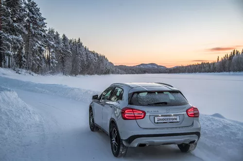 Bridgestone Blizzak LM-005 Vignette 3600x2400