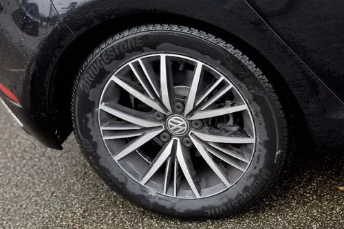 Bridgestone Turanza T005 Vignette 1800x1200