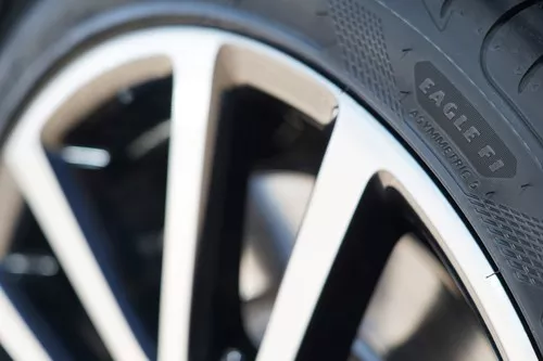 GoodYear Eagle F1 Asymmetric 5 Vignette 3780x2520