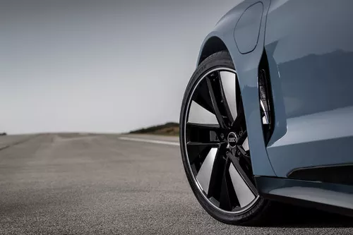 GoodYear Eagle F1 Asymmetric 5 Vignette 5445x3630