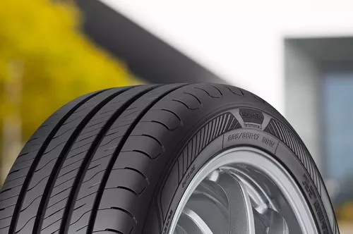 GoodYear Efficientgrip Performance 2 Vignette 3840x2550