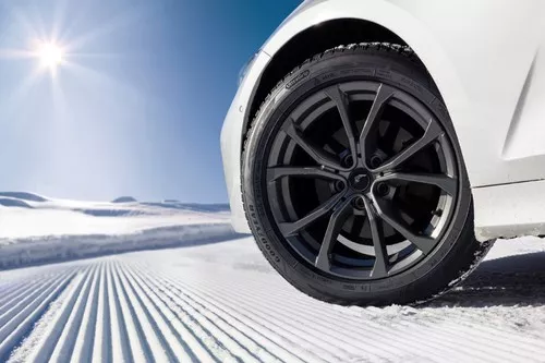 GoodYear UltraGrip Performance 3 Vignette 1920x1280