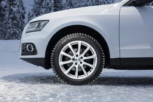 Goodyear UltraGrip Performance SUV Gen-1 Vignette 2559x1706