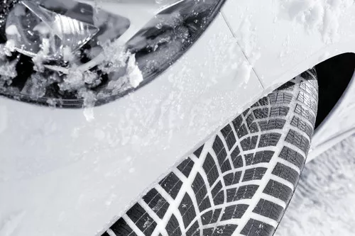 GoodYear UltraGrip Performance+ Vignette 5616x3744