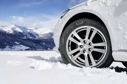 GoodYear UltraGrip Performance+ Vignette 5616x3744