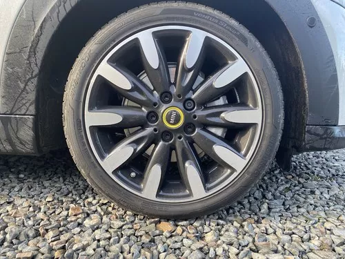 Hankook Ventus S1 evo3 K127 Vignette 4032x3024