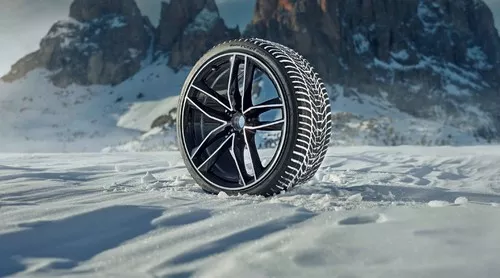 Hankook Winter i*cept evo3 W330 Vignette 2880x1600