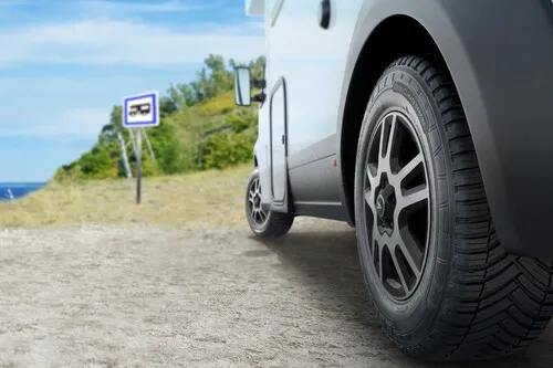 Michelin CrossClimate Camping Vignette 1920x1280