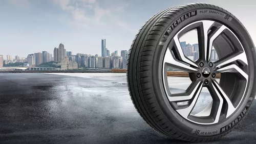 Michelin Pilot Sport 4 SUV Vignette 1600x899