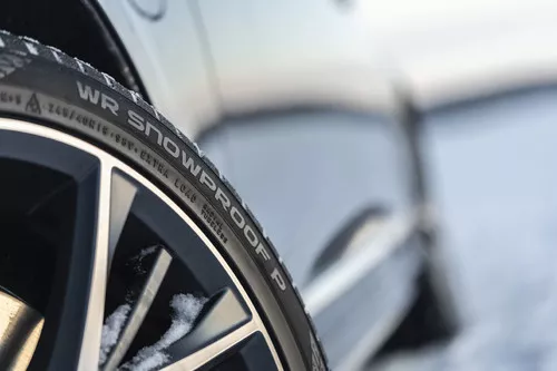 Nokian WR Snowproof P Vignette 1619x1079