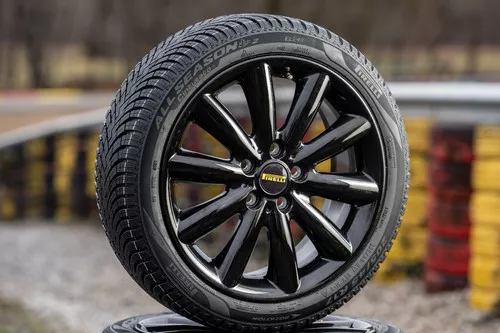 Pirelli Cinturato All Season SF2 Vignette 3543x2357