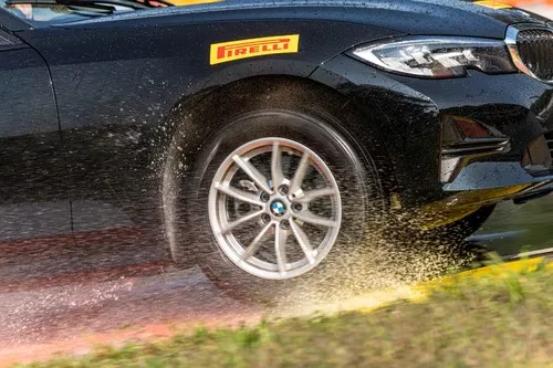 Pirelli Cinturato All Season Vignette 1731x1154