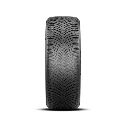 Pirelli P Zero Winter 2 Vignette 3840x3840