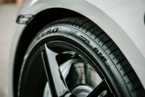 Pirelli P ZERO Vignette 1731x1154