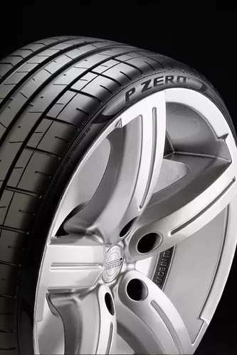 Pirelli P ZERO Vignette 1632x2449