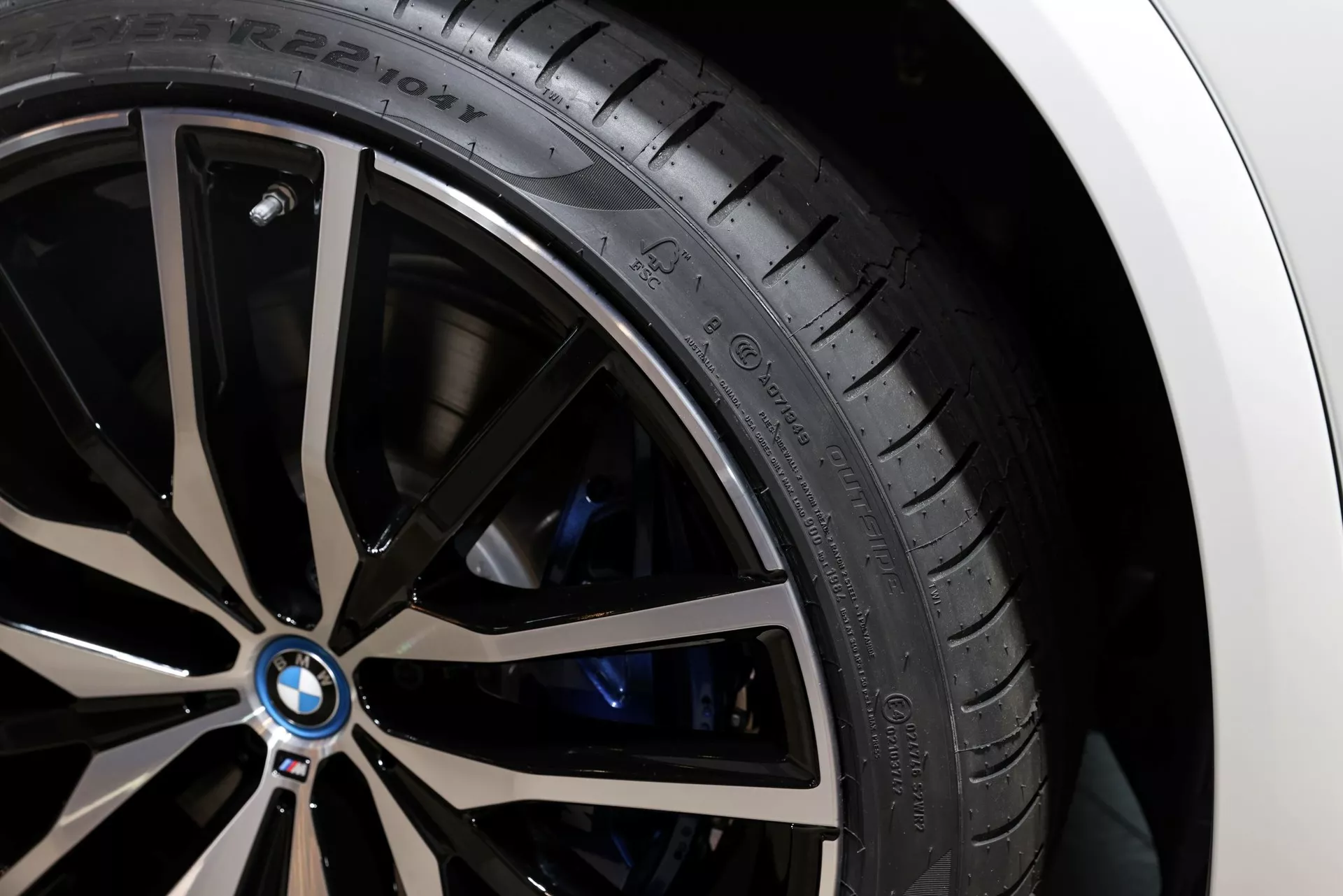 Pirelli P ZERO Image