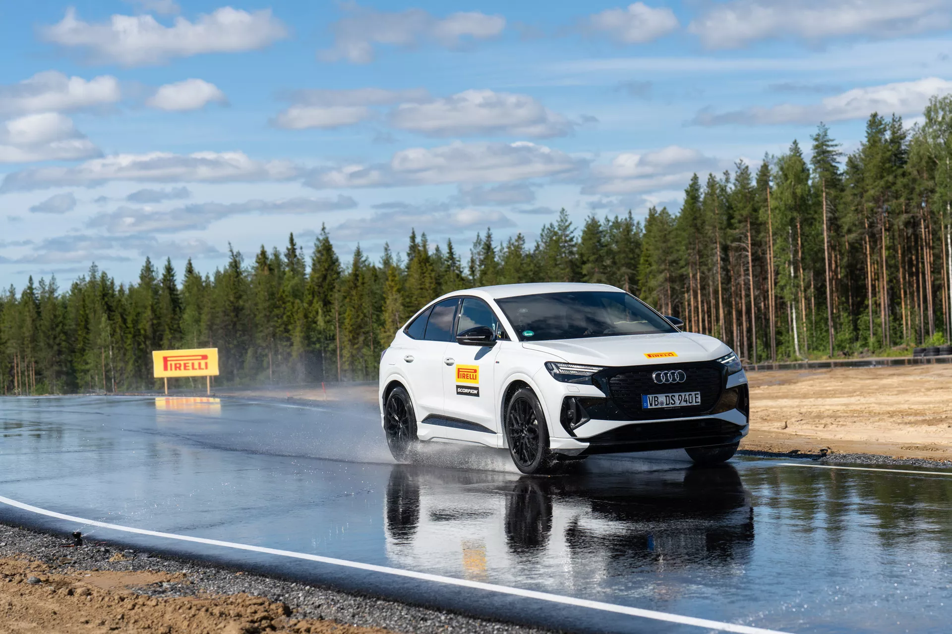 Pirelli Scorpion All Season SF2 Image