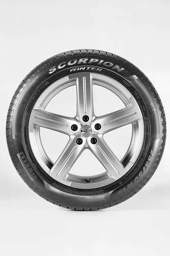 Pirelli Scorpion Winter Vignette 1000x1500