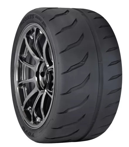 Toyo Proxes R888R Vignette 879x1000